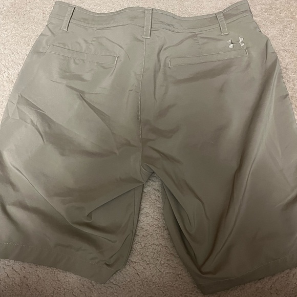 Men’s Under Armour UA size 36 shorts - Picture 2 of 4